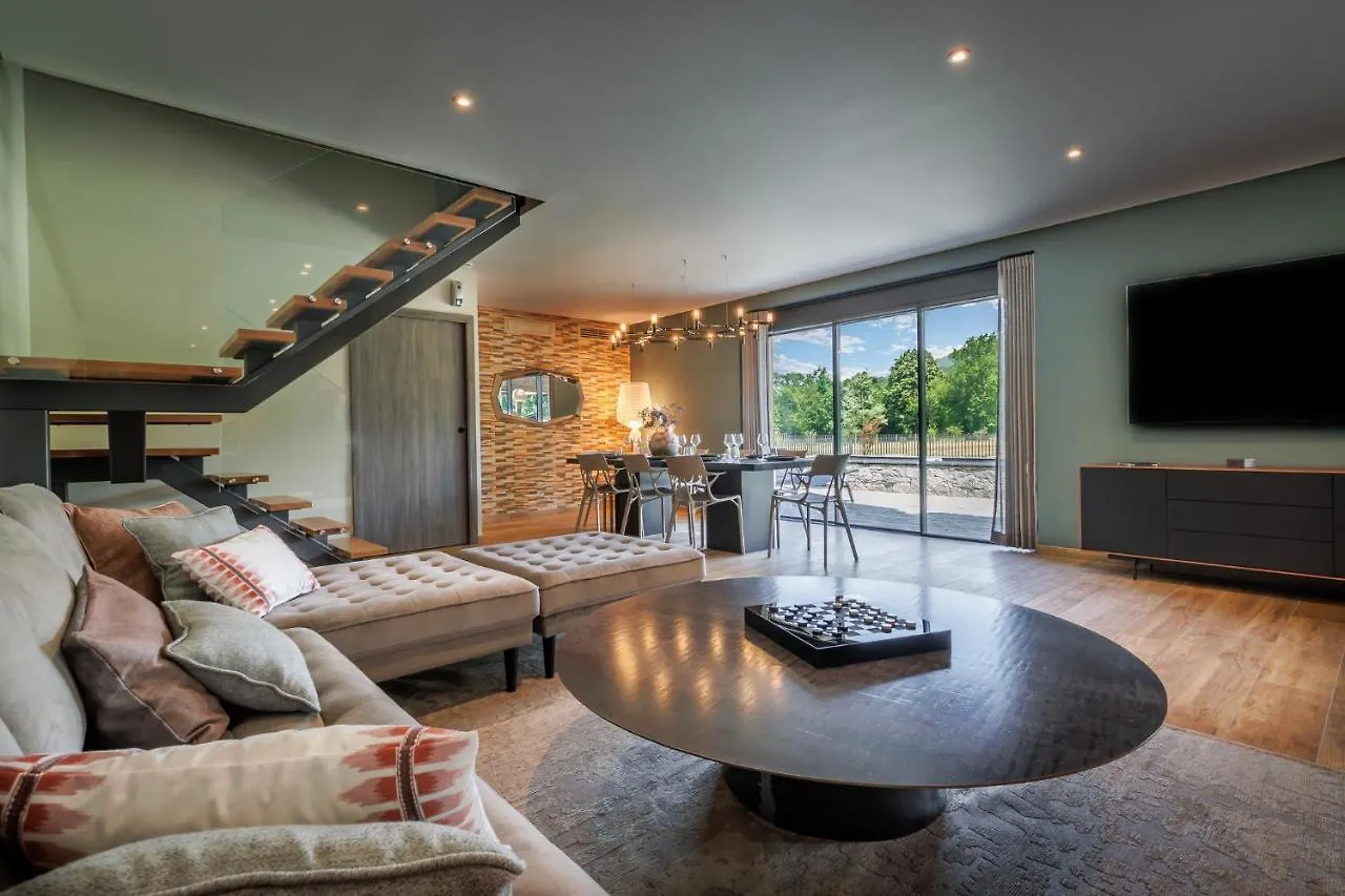 Pyrenees Prestige - Villas D'Exceptions Et Hebergements Insolites 阿赫莱斯热莱斯加佐斯特 0*,  法国